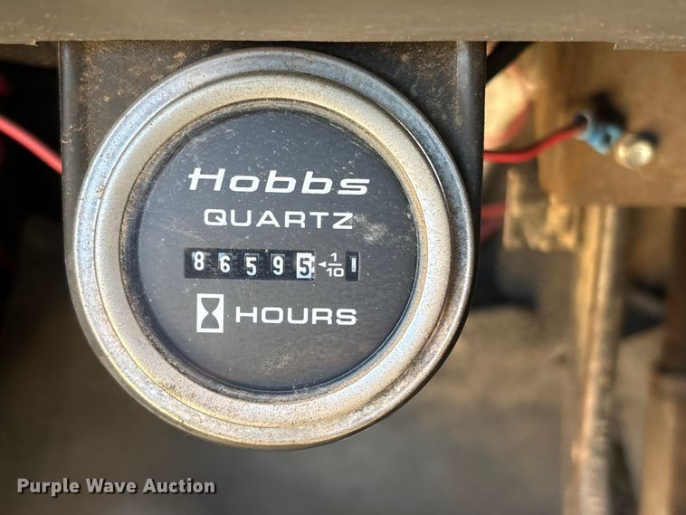 image for item ET4102 1994 Ford F700 bucket truck