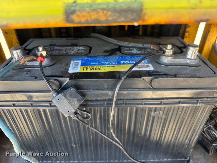 image for item ET4104 Bil-Jax Cougar vertical lift