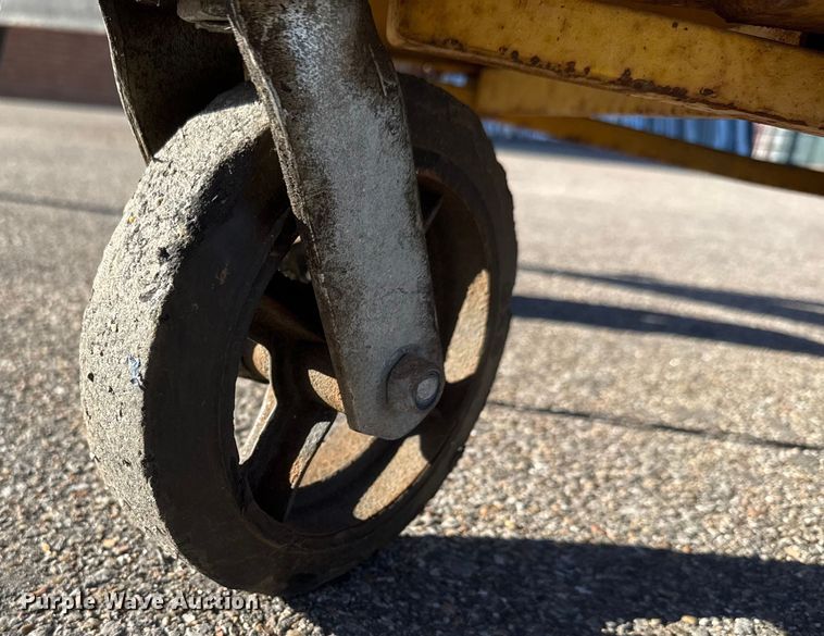 image for item ET4104 Bil-Jax Cougar vertical lift