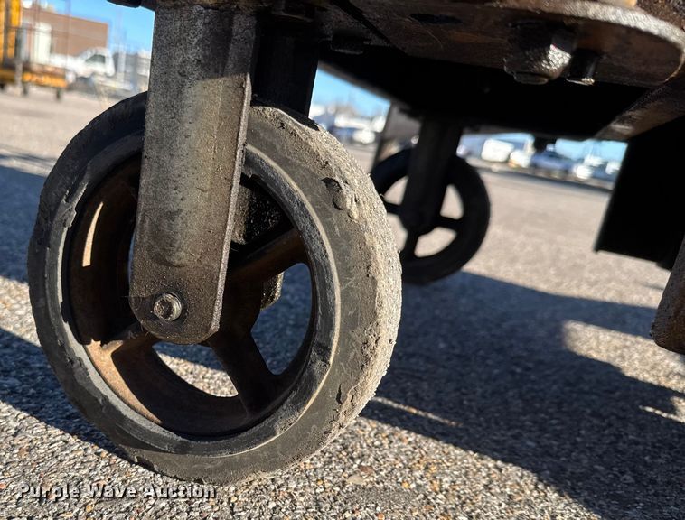 image for item ET4104 Bil-Jax Cougar vertical lift