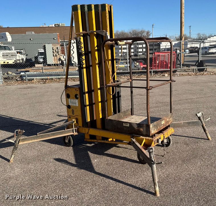 image for item ET4105 Bil-Jax Cougar vertical lift