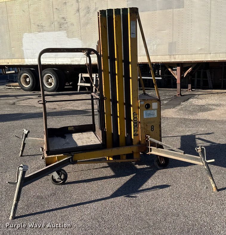 image for item ET4105 Bil-Jax Cougar vertical lift