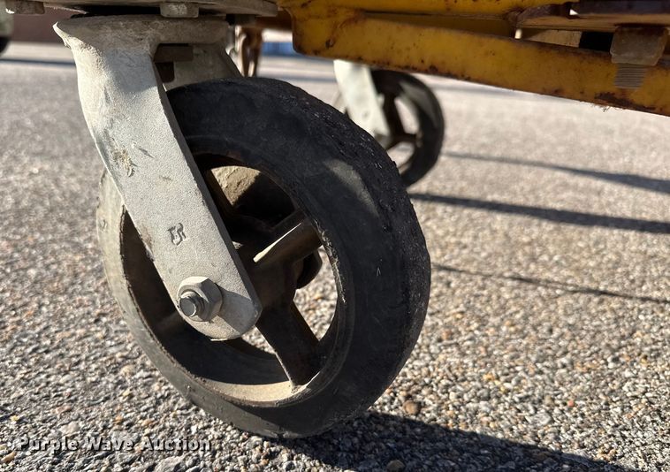 image for item ET4105 Bil-Jax Cougar vertical lift