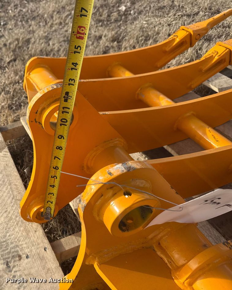 image for item ET4151 Excavator rake