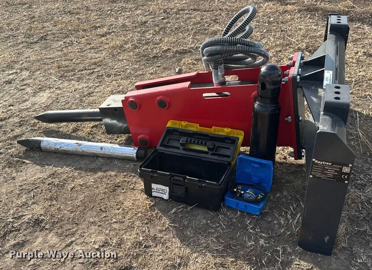 image for item ET4152 Raytree RMH680 skid steer breaker