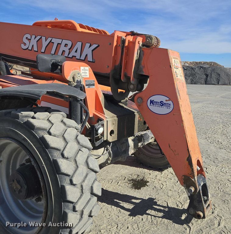 image for item ET5429 2015 JLG 8042 telehandler