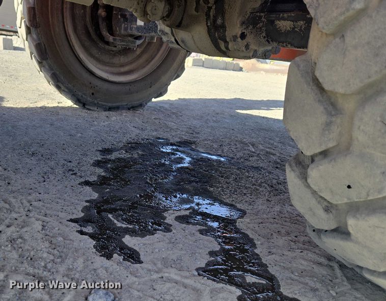 image for item ET5429 2015 JLG 8042 telehandler