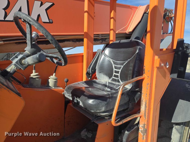 image for item ET5429 2015 JLG 8042 telehandler