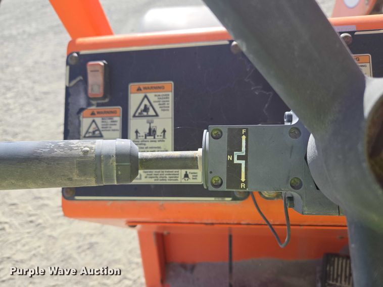 image for item ET5429 2015 JLG 8042 telehandler