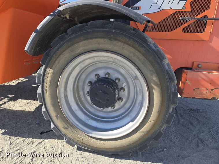 image for item ET5429 2015 JLG 8042 telehandler