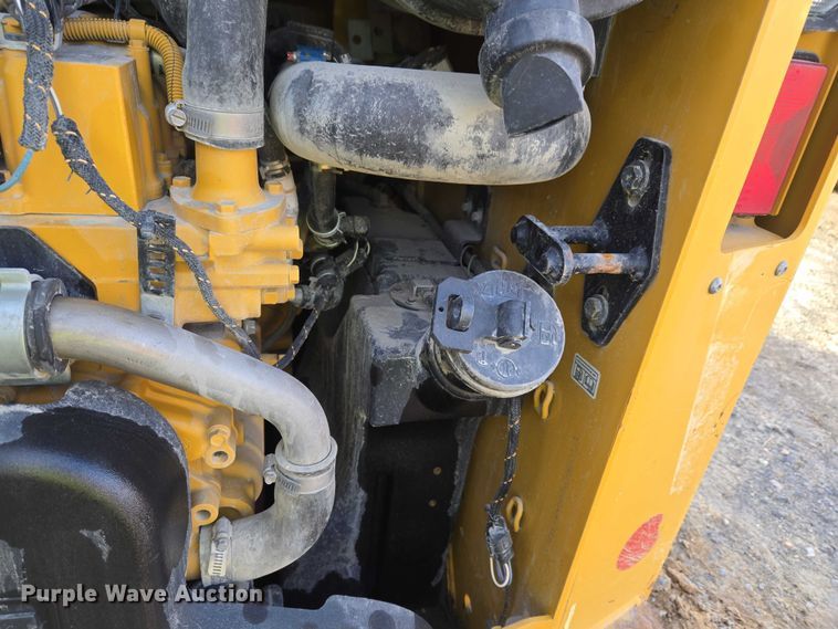 image for item ET5434 2016 Caterpillar 259D tracked skid steer loader