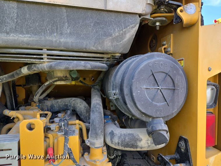 image for item ET5434 2016 Caterpillar 259D tracked skid steer loader