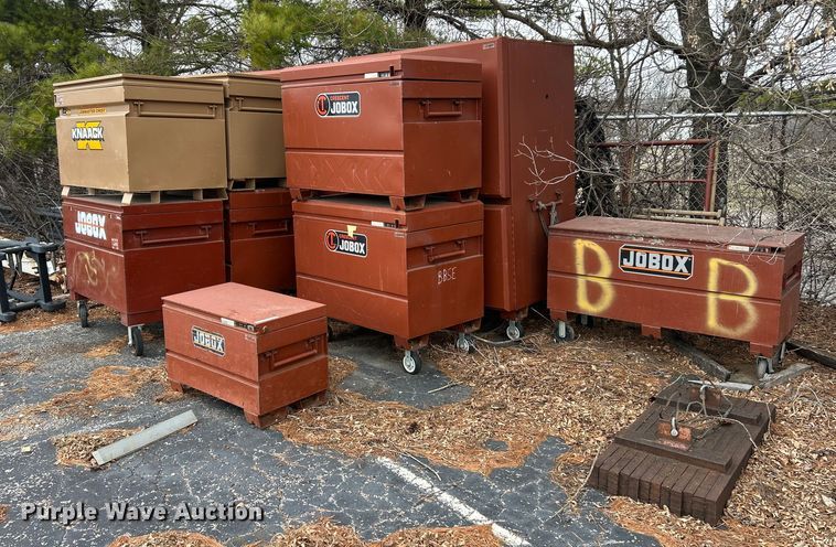 image for item ET6835 (10) tool boxes