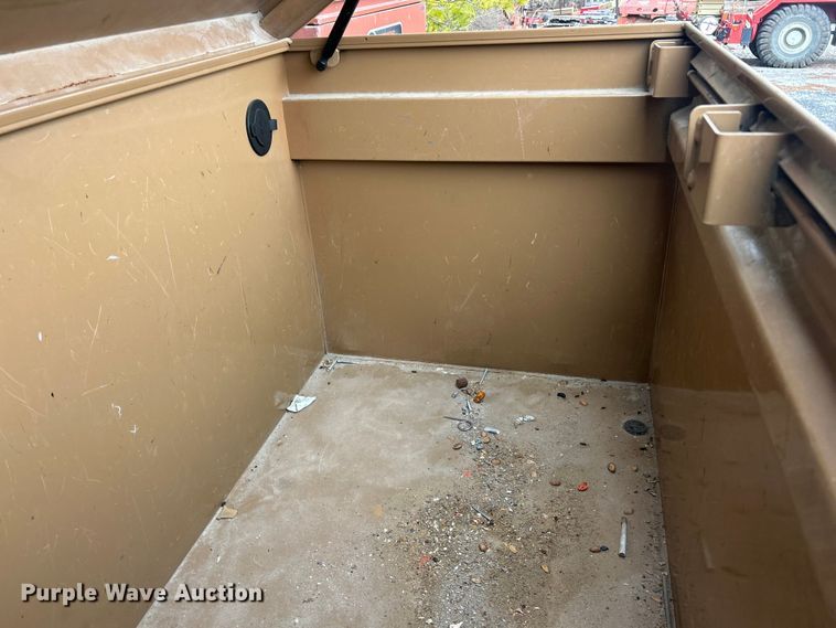 image for item ET6835 (10) tool boxes