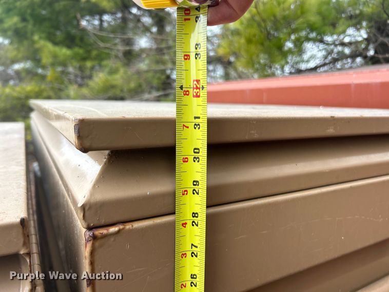 image for item ET6835 (10) tool boxes