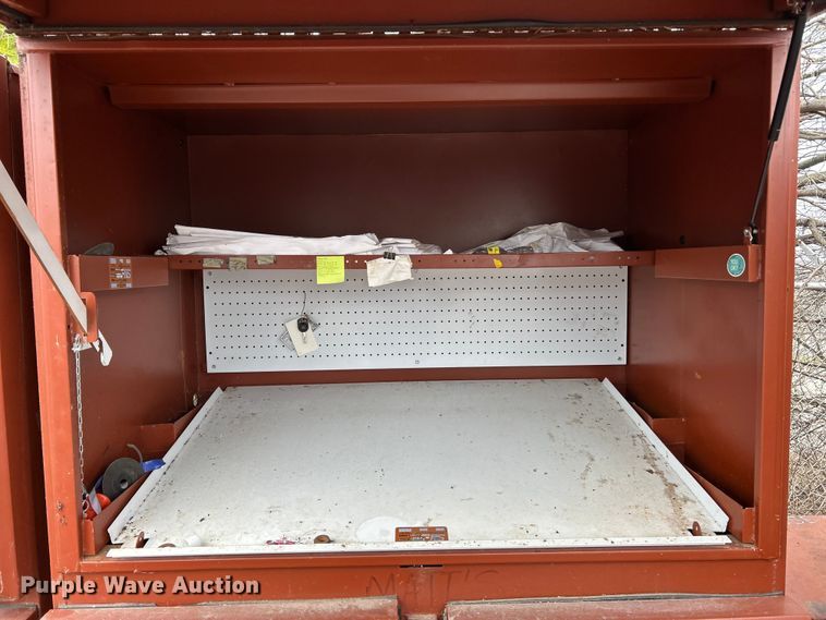 image for item ET6835 (10) tool boxes