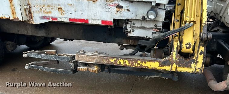 image for item ET6842 2009 International 7400 SBA refuse truck