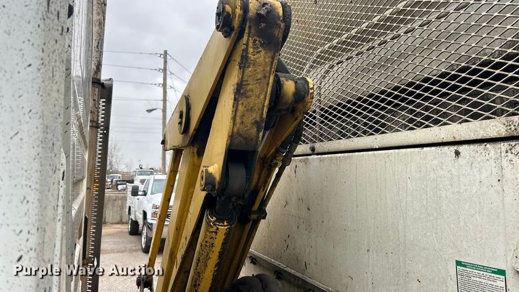 image for item ET6842 2009 International 7400 SBA refuse truck