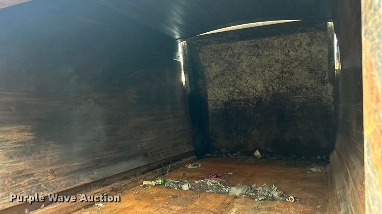 image for item ET6842 2009 International 7400 SBA refuse truck