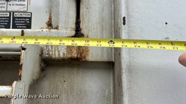 image for item ET6842 2009 International 7400 SBA refuse truck