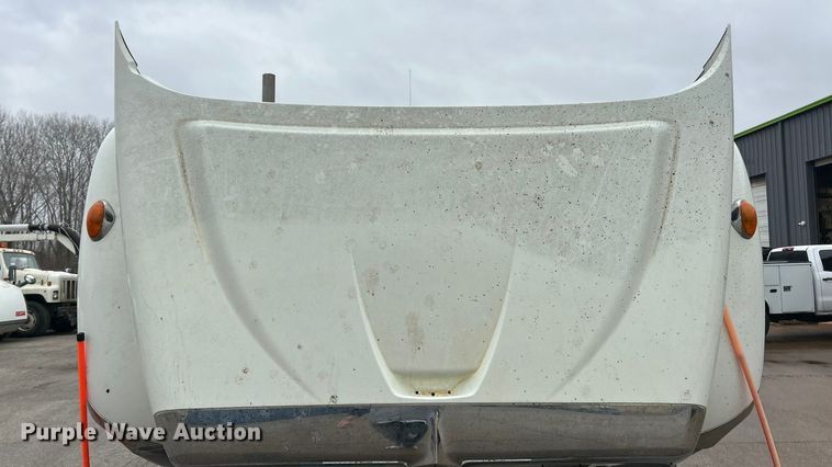 image for item ET6842 2009 International 7400 SBA refuse truck