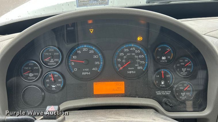 image for item ET6842 2009 International 7400 SBA refuse truck