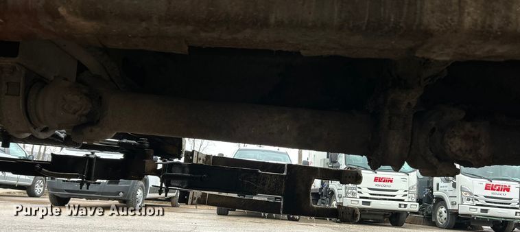 image for item ET6842 2009 International 7400 SBA refuse truck