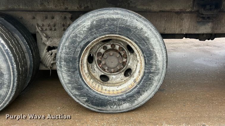 image for item ET6842 2009 International 7400 SBA refuse truck