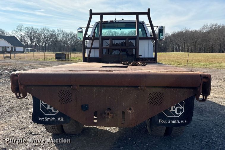 image for item ET7481 2000 Chevrolet C7500 winch truck