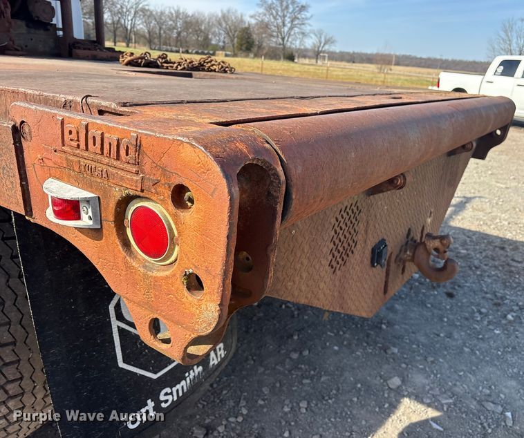 image for item ET7481 2000 Chevrolet C7500 winch truck