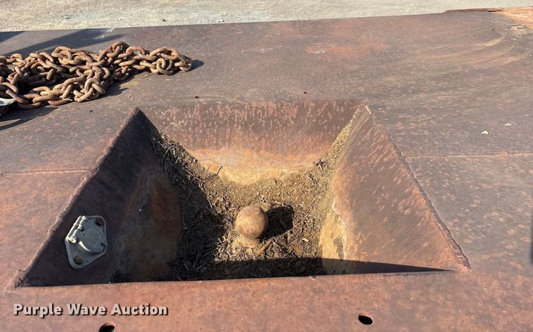 image for item ET7481 2000 Chevrolet C7500 winch truck