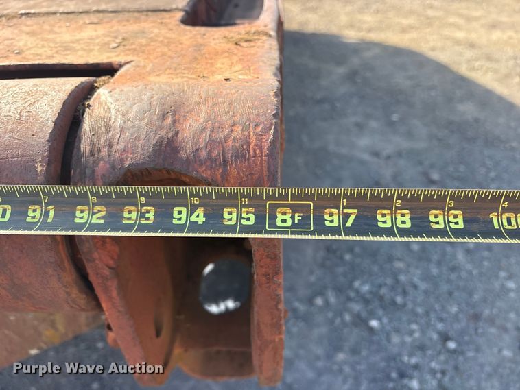 image for item ET7481 2000 Chevrolet C7500 winch truck