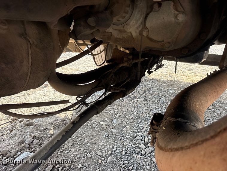 image for item ET7482 2000 International 4900 Dump truck