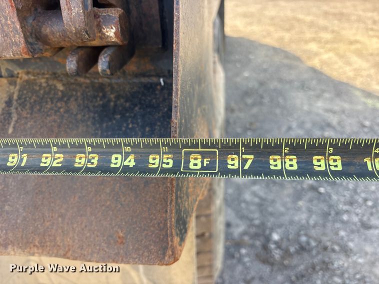 image for item ET7482 2000 International 4900 Dump truck