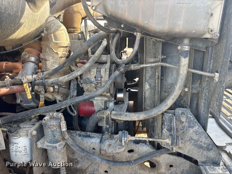 image for item ET7482 2000 International 4900 Dump truck