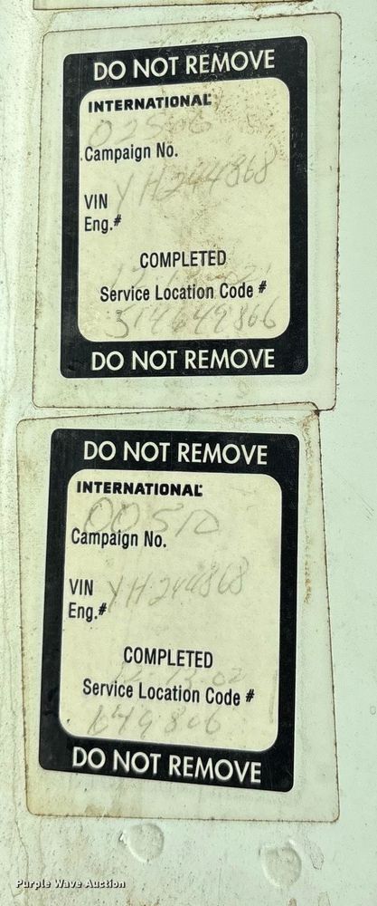 image for item ET7482 2000 International 4900 Dump truck