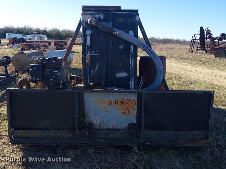 image for item EU0194 Fuel & lube tank