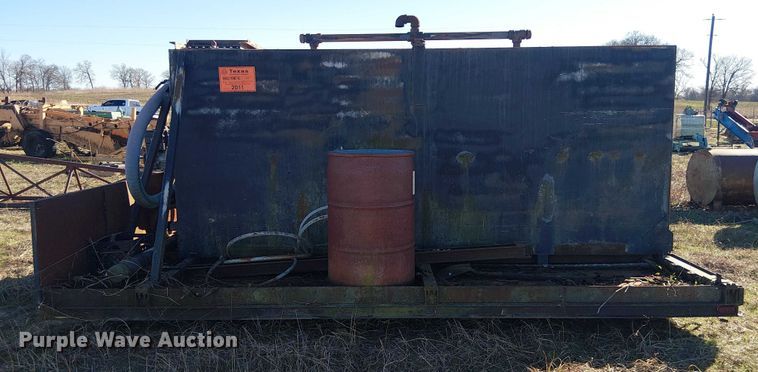 image for item EU0194 Fuel & lube tank