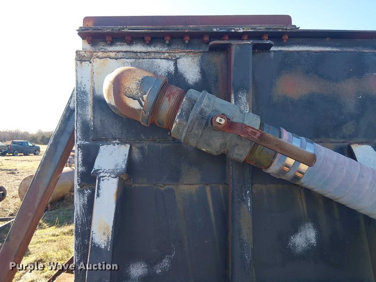 image for item EU0194 Fuel & lube tank