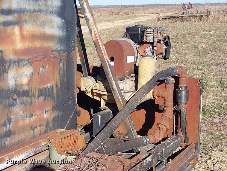 image for item EU0194 Fuel & lube tank