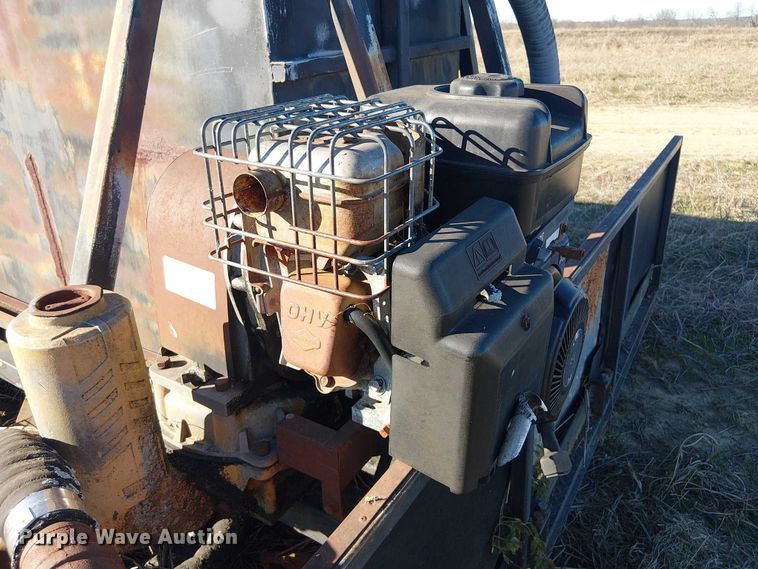 image for item EU0194 Fuel & lube tank