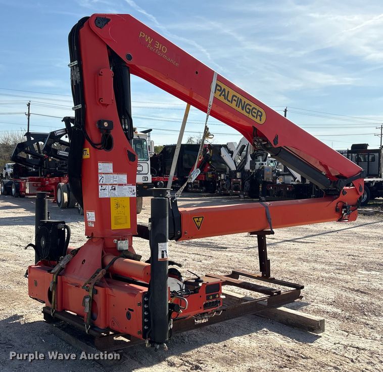 image for item EU7132 2018 Palfinger PW 310 knuckle boom crane