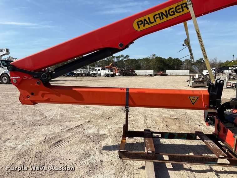 image for item EU7132 2018 Palfinger PW 310 knuckle boom crane
