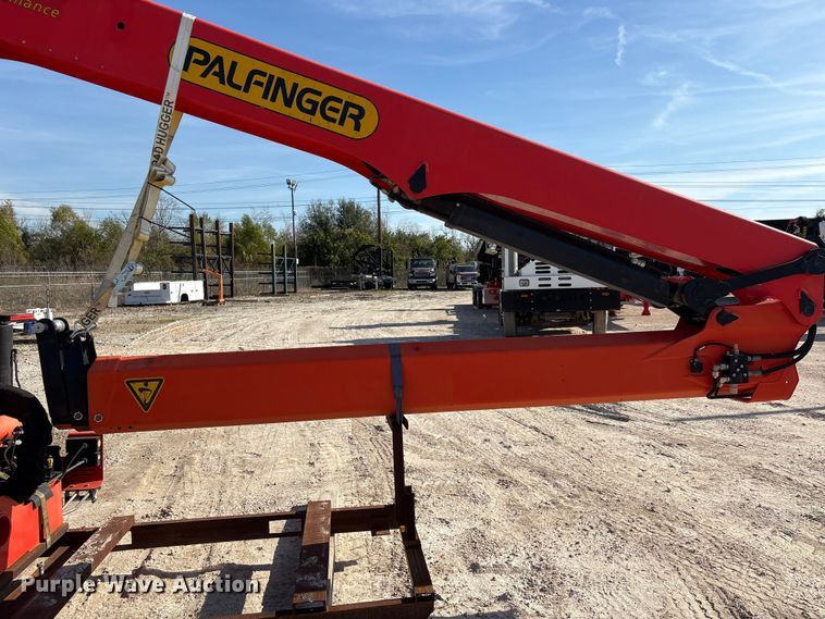 image for item EU7132 2018 Palfinger PW 310 knuckle boom crane