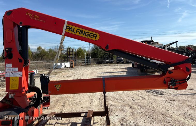 image for item EU7132 2018 Palfinger PW 310 knuckle boom crane