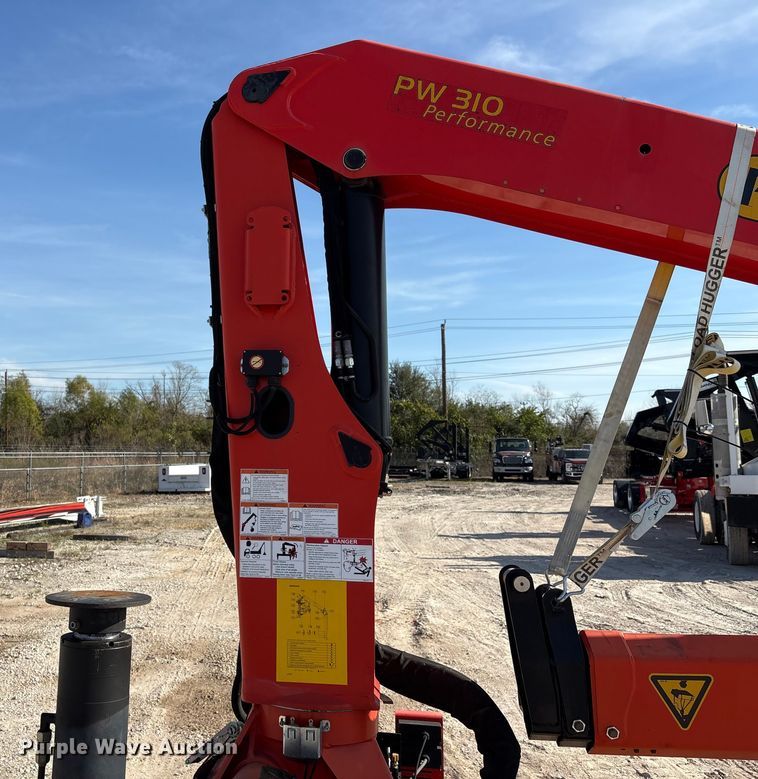 image for item EU7132 2018 Palfinger PW 310 knuckle boom crane