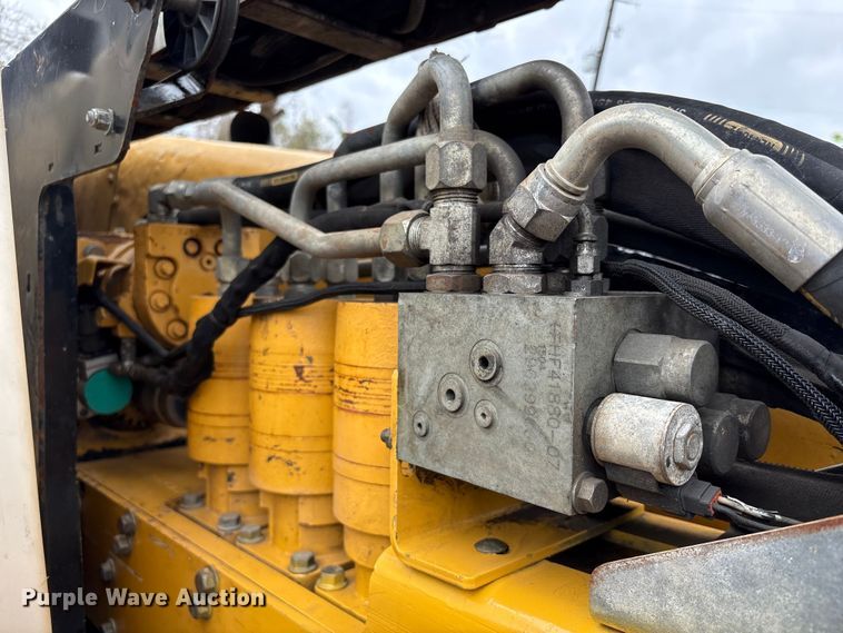 image for item EU7146 2015 Vermeer D20X22III directional boring unit