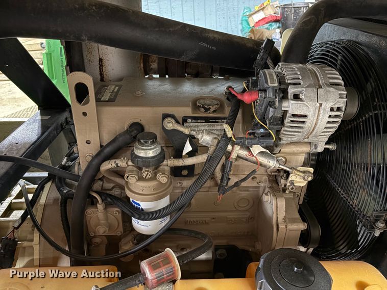 image for item EU7151 2011 Doosan P185WJD-T4I air compressor