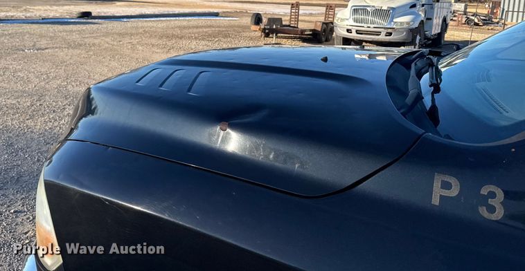 image for item FB0532 2010 Dodge Ram 3500 Crew Cab utility bed pickup truck