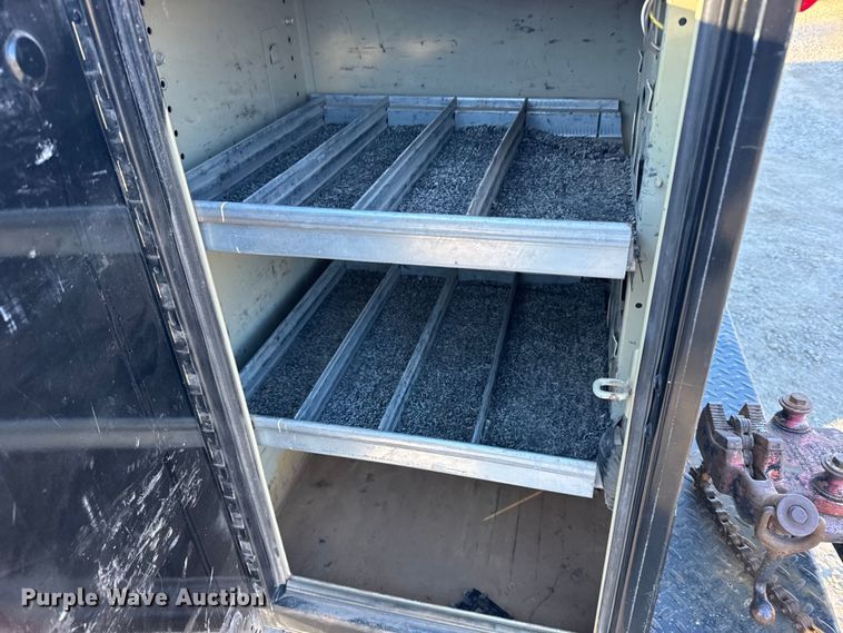 image for item FB0532 2010 Dodge Ram 3500 Crew Cab utility bed pickup truck